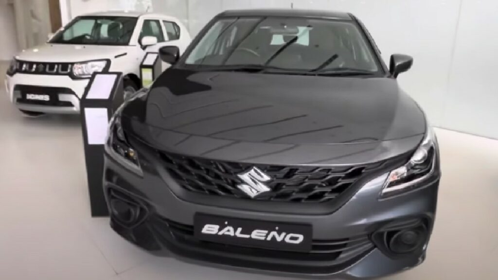 Maruti Baleno Sigma Base Model Gets New Features Walkaround Video