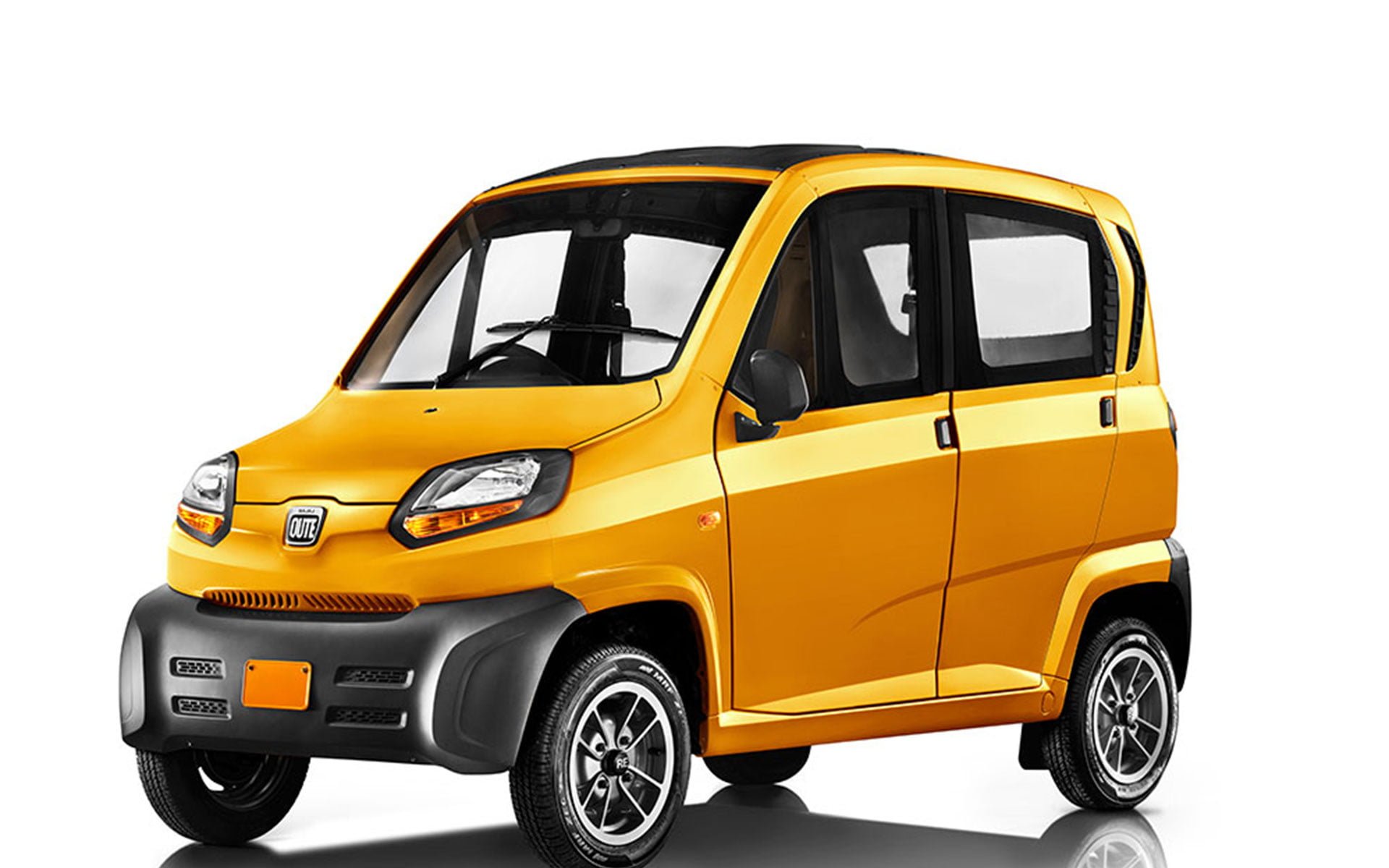 price of bajaj qute car