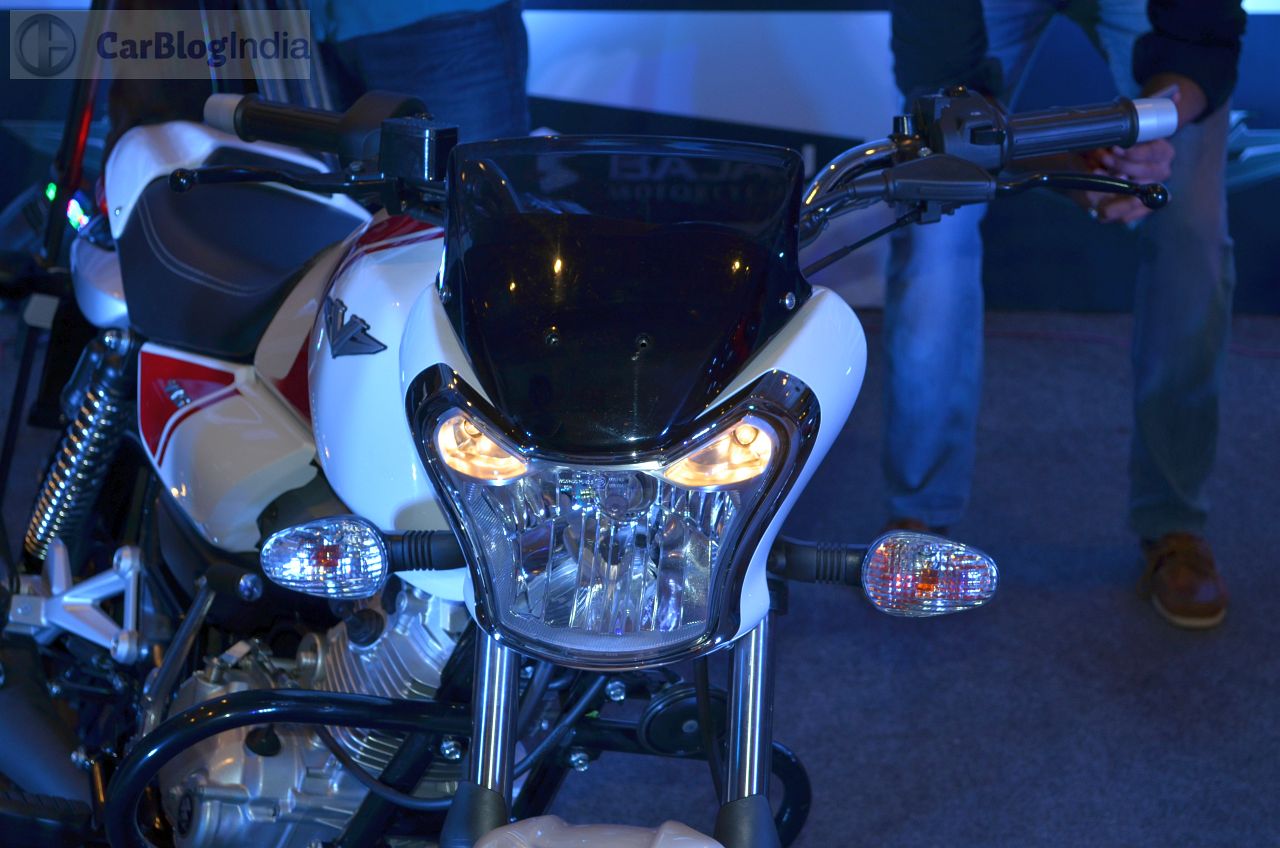 bajaj v15 visor