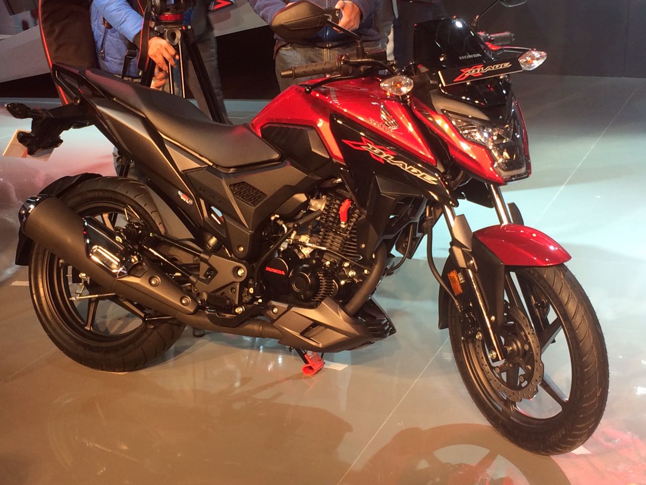 Honda X Blade 160cc Motorcycle Debuts at Auto Expo 2018