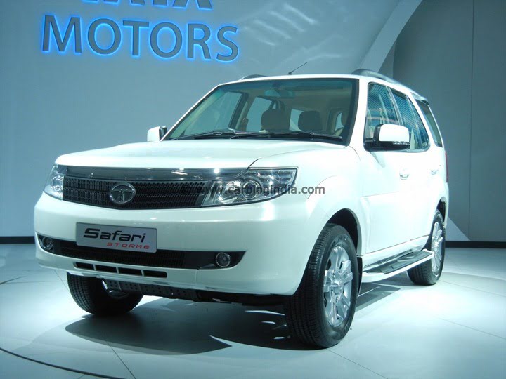 2012 Tata Safari Storme (1)