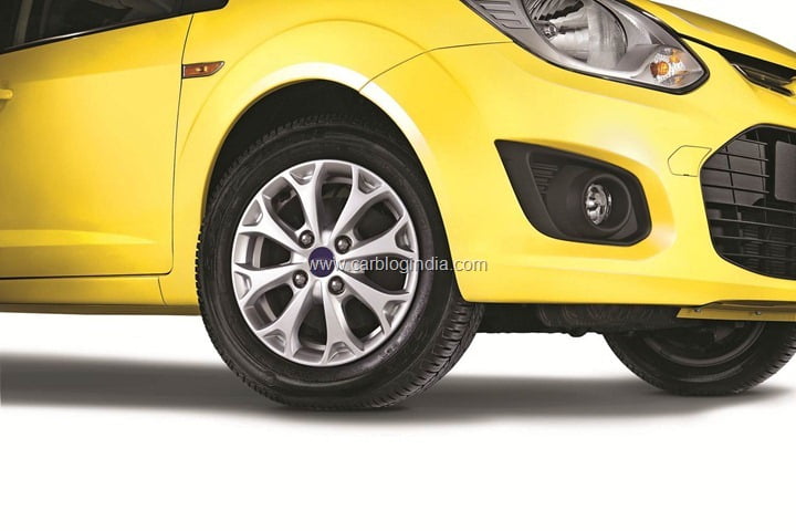 2012 Ford Figo India (3)