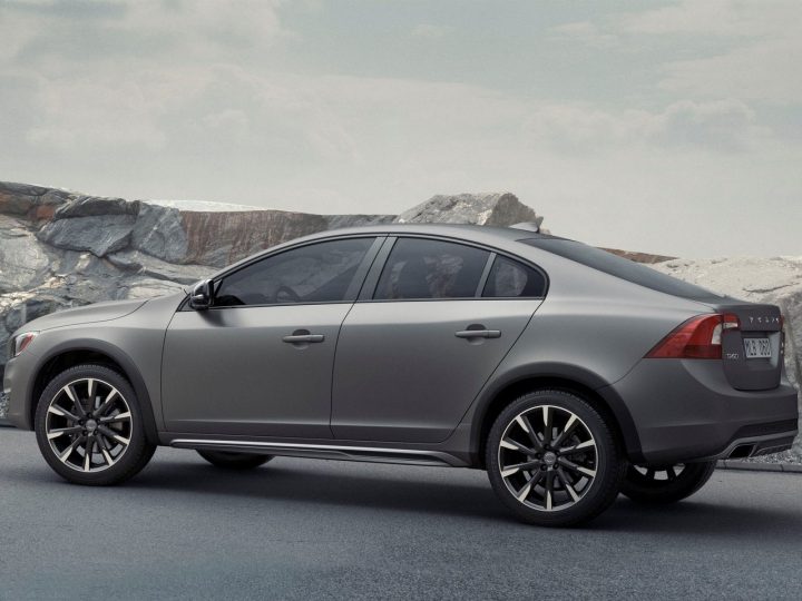 2016 volvo s60 cross country images side view