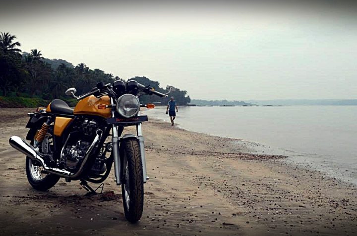 Royal enfield continental gt yellow colour