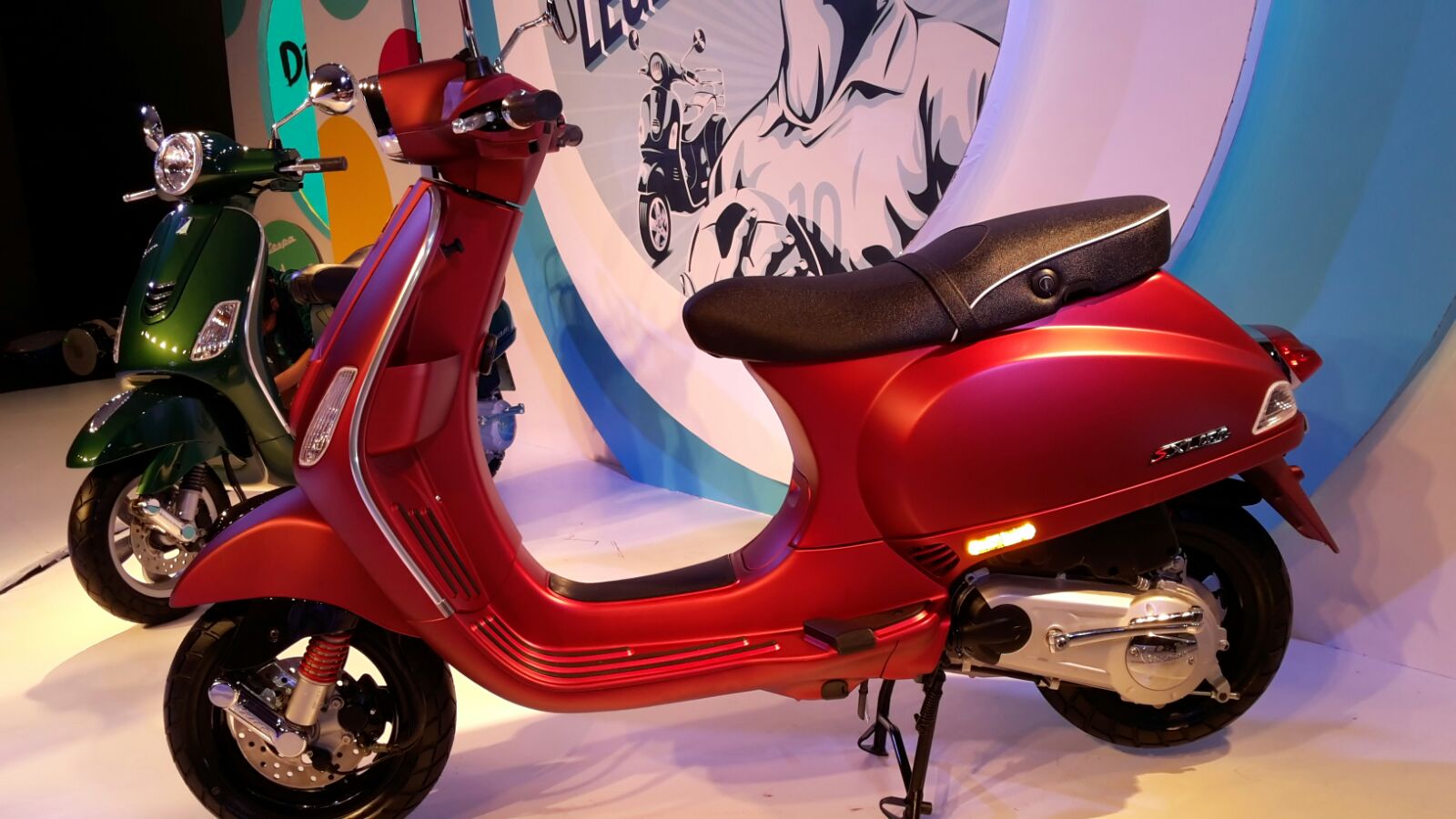 Vespa Sxl 125 And Vxl 125 Price Specification Features