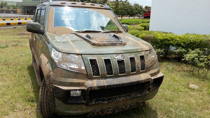 2015 mahindra tuv300 launch pics armour kit front