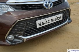 2015 toyota camry hybrid review pics front bumper close