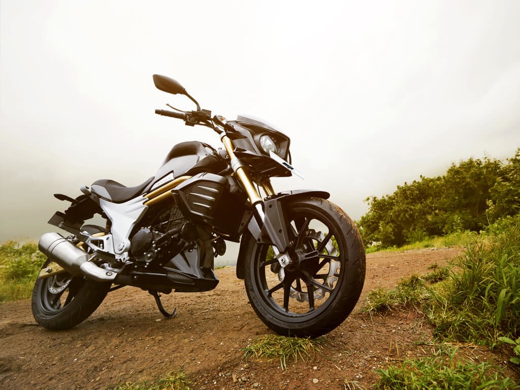 Mahindra Mojo Launch, Pics, Specs, Features, Details