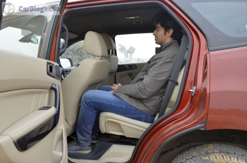 Ford Endeavour 2 2 Gets Panoramic Sunroof Price Rs 29 57 Lakh