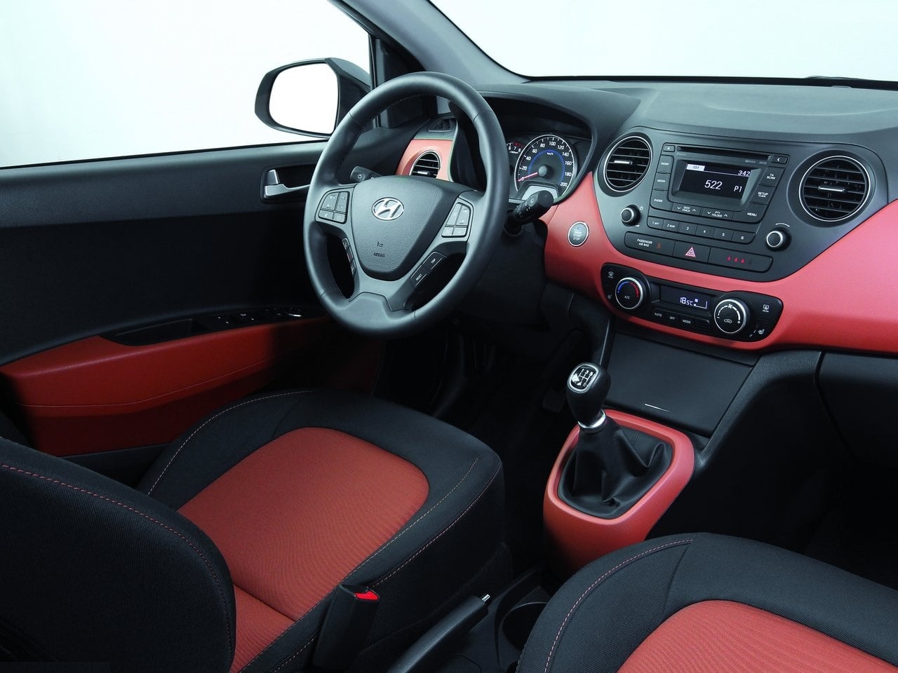 New Hyundai I10 2017 Images-interior - CarBlogIndia