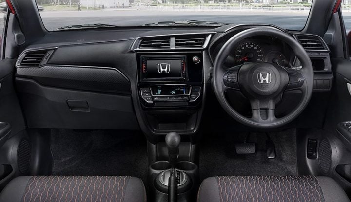 honda-brio-facelift-interiors