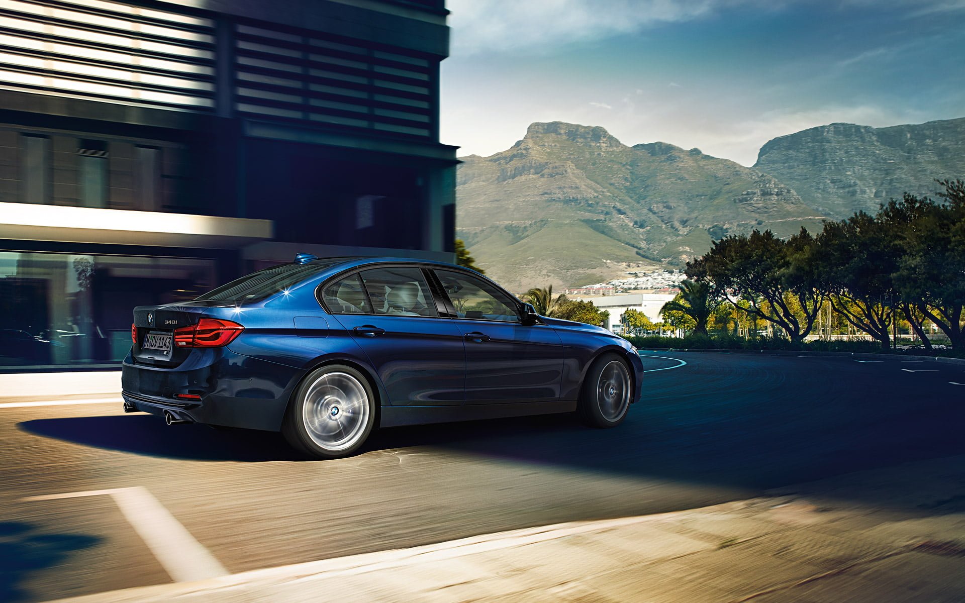 BMW 330i Launched in India » Car Blog India