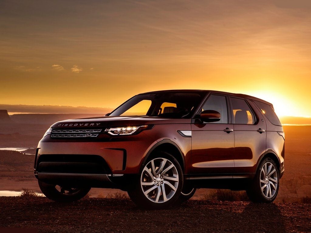 2017 Land Rover Discovery Images