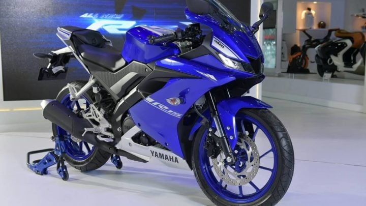yamaha r15 version 3.0 images front angle