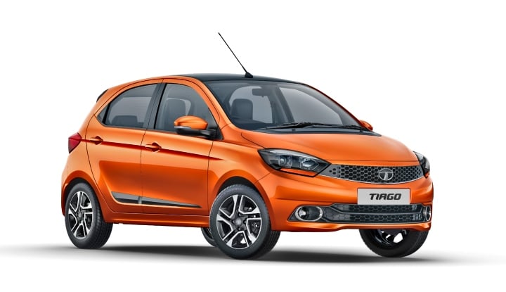 Tata Tiago Xz Plus Side Image