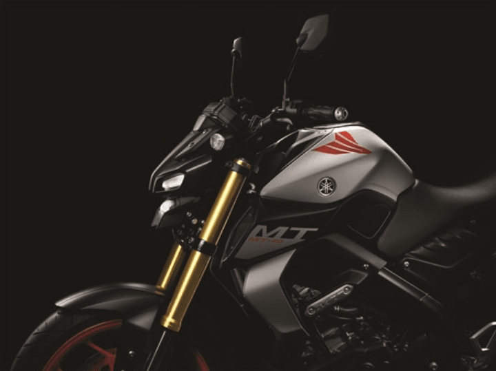 Average of online yamaha mt 15