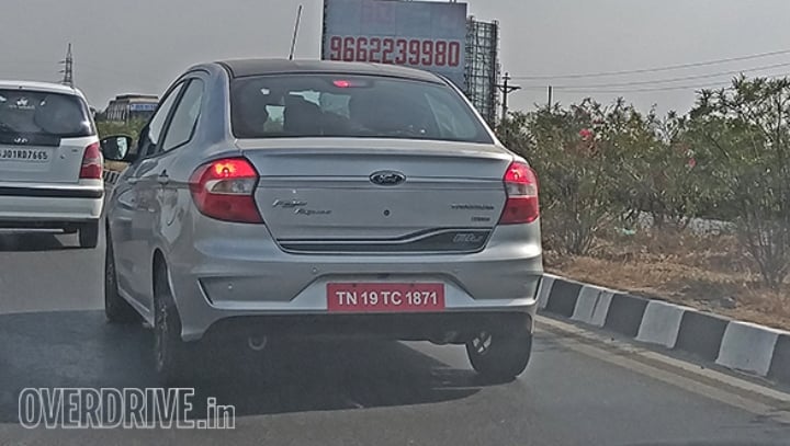 ford aspire blu front image