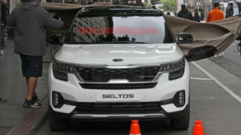 Kia Seltos Exterior Spied Earlier