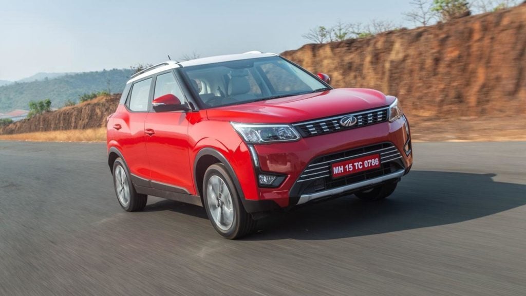 Mahindra Xuv300 Amt Bookings Image