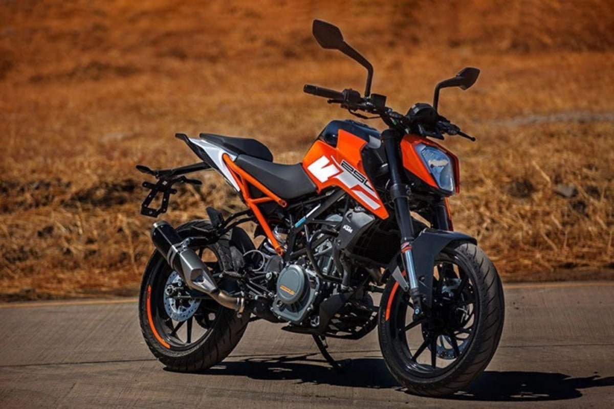 KTM Duke 250 vs Husqvarna 250s – What’s the difference? » Car Blog India