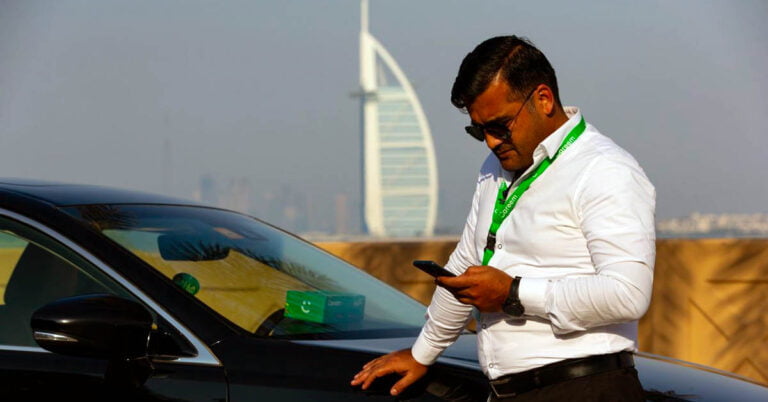 how-to-become-careem-uber-driver-in-dubai