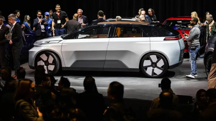 First All Electric Canadian Car, Project Arrow Debuts » Car Blog India