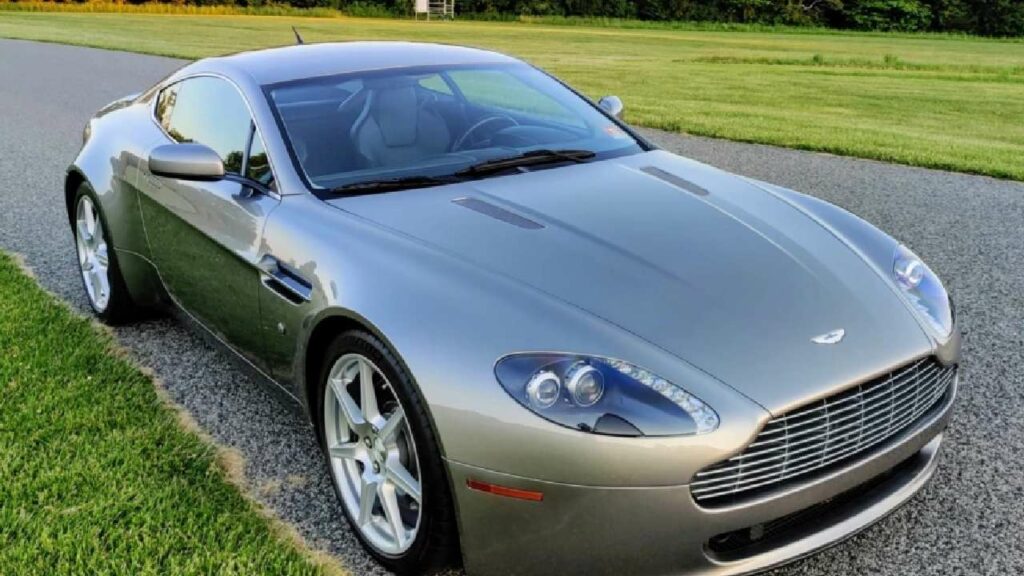 Aston Martin V8 Vantage