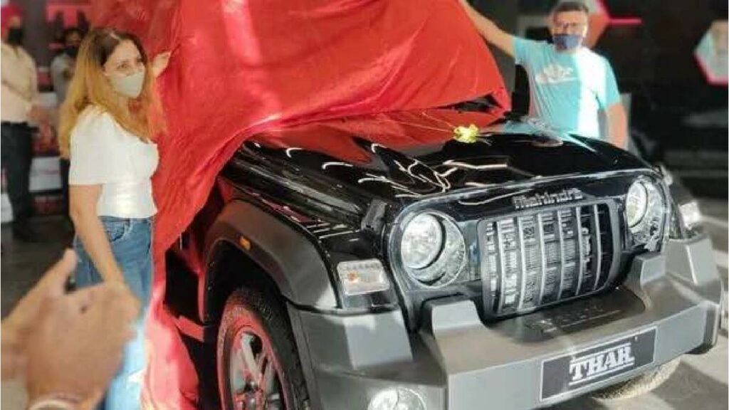 Shubman Gill with Mahindra Thar