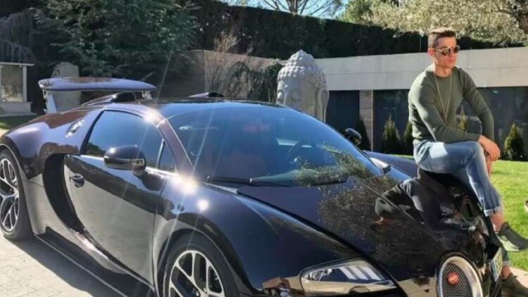 Cristiano Ronaldo with Bugatti Veyron