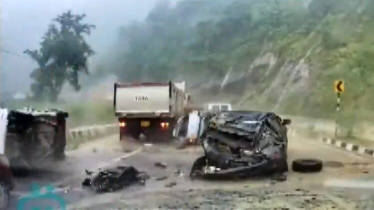 New Dashcam Footage Captures Massive Boulder Hitting Tata Harrier