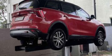 mahindra xuv700 service centre