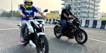 Bajaj Pulsar N150 Vs N160 Drag Race