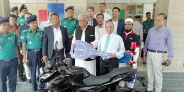 Bajaj Pulsar N250 Gifted to Home Minister Bangladesh