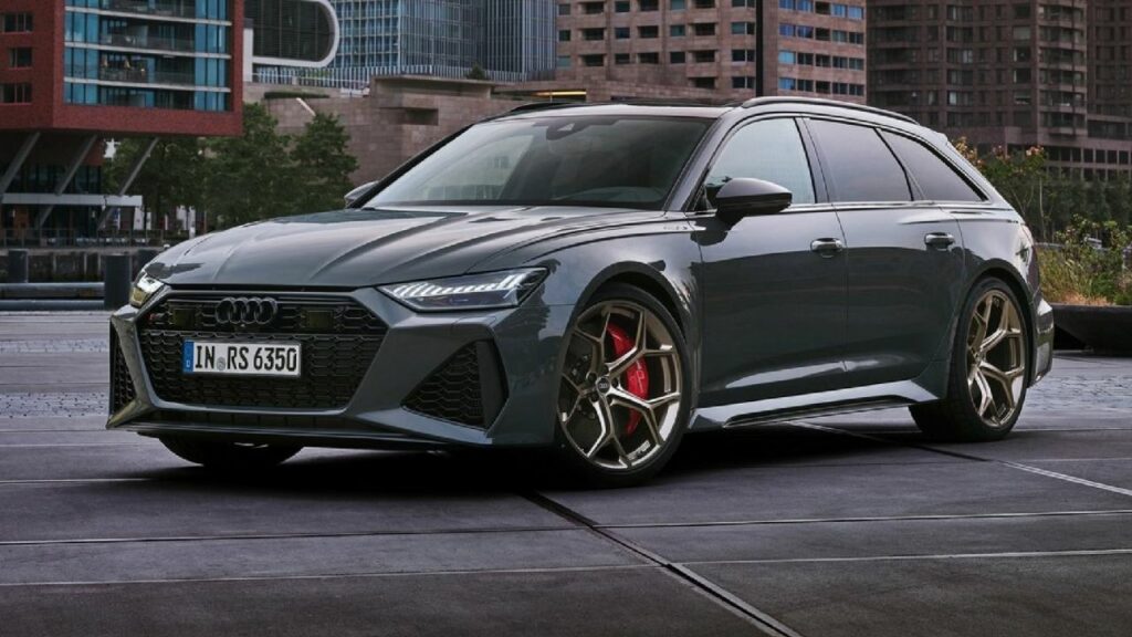 Erling Haaland with Audi Rs6 Avant