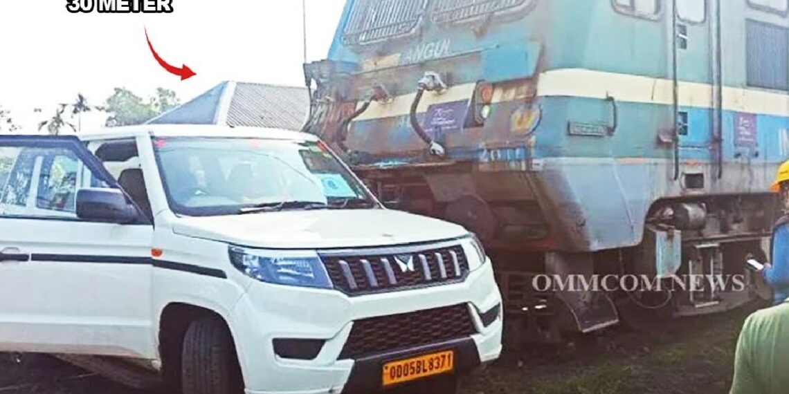 Mahindra Bolero Hit by Train