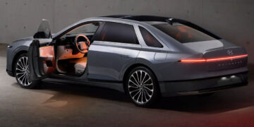 2024 Hyundai Azera Rear Three Quarters UAE