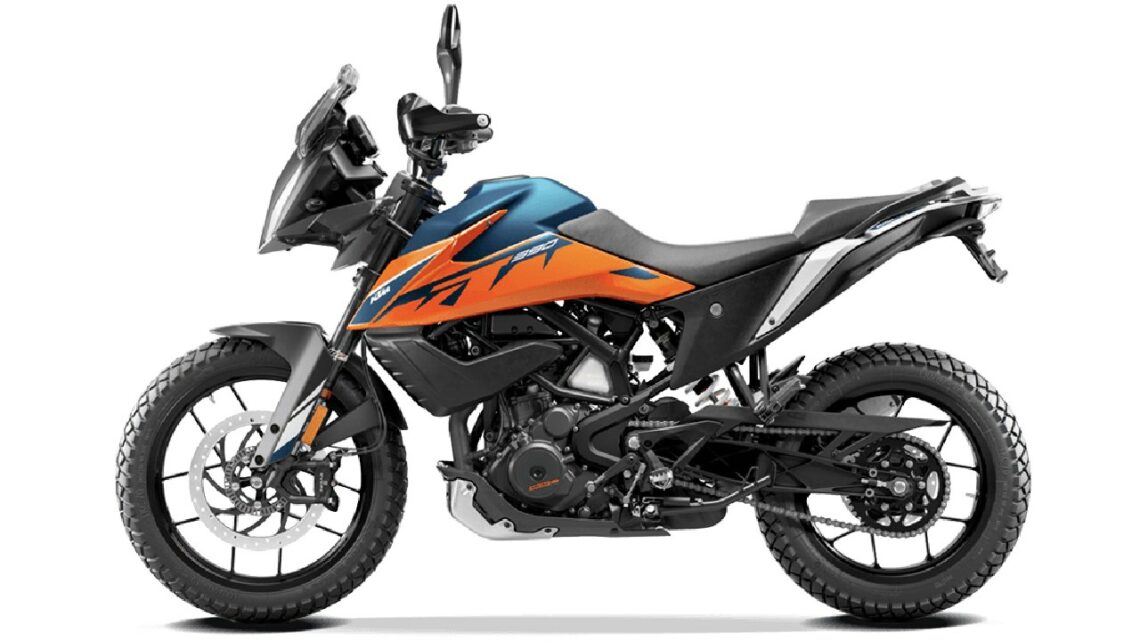 New RE Himalayan vs KTM Duke 390 Adventure Comparison – Specs and ...