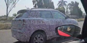 Mahindra XUV300 Facelift Spied Testing