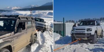 Maruti Jimny Rescues Land Rover Defender in Snow