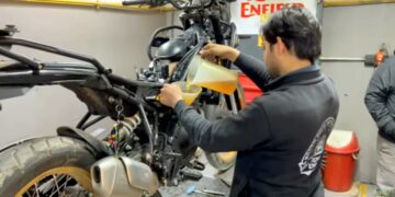 2024 Royal Enfield Himalayan 452 service centre