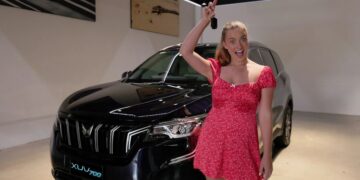 Matthew Hayden Daughter Mahindra Xuv700