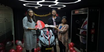 Aprilia Rs 457 First Delivery India