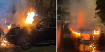 Mahindra XUV700 Catches Fire