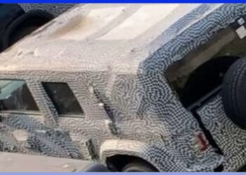 Mahindra Thar 5-door with Dual-Pane Sunroof