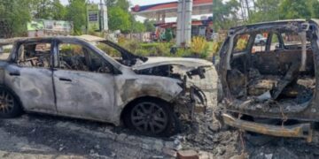 Mahindra XUV700 Catches Fire