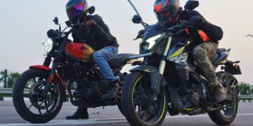 Re Guerrilla 450 Vs Bajaj Pulsar Ns400z Drag Race