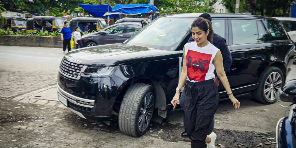 Shilpa Shetty Seen in New Range Rover Autobiography