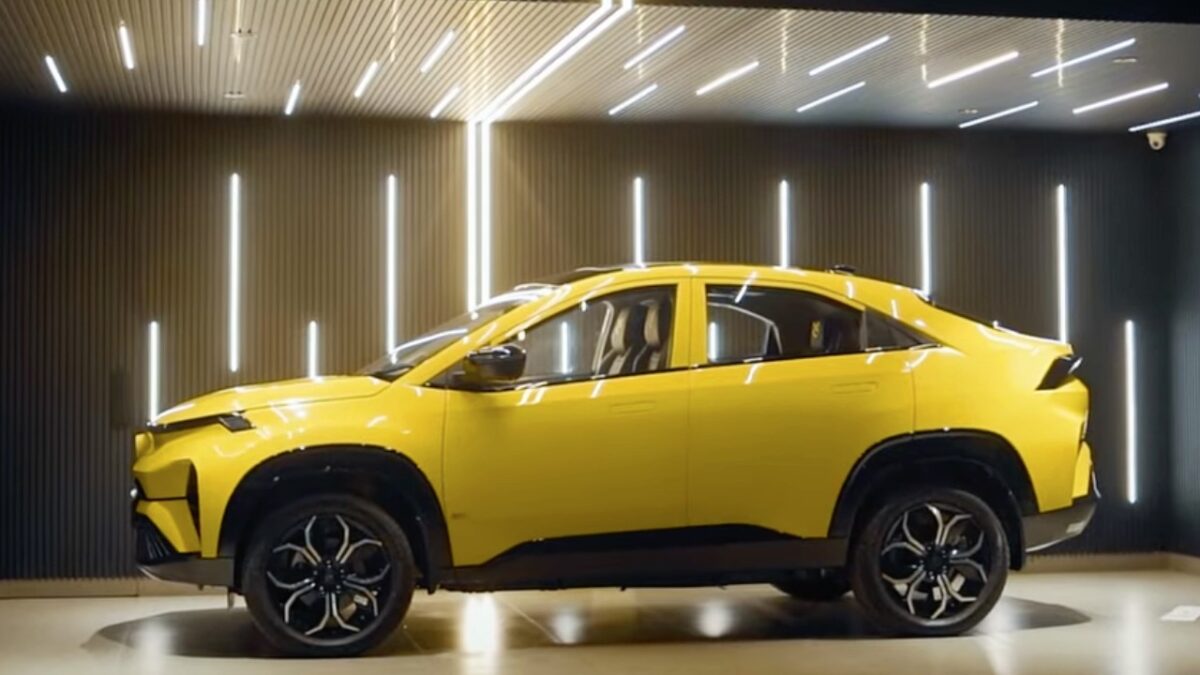 Tata Curvv Ev with Lamborghini Urus like Yellow Paint Side Profile