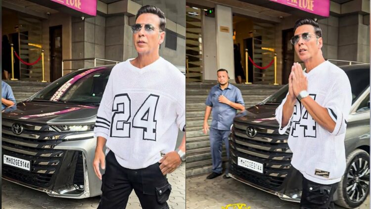 Akshay Kumar Buys New Toyota Vellfire