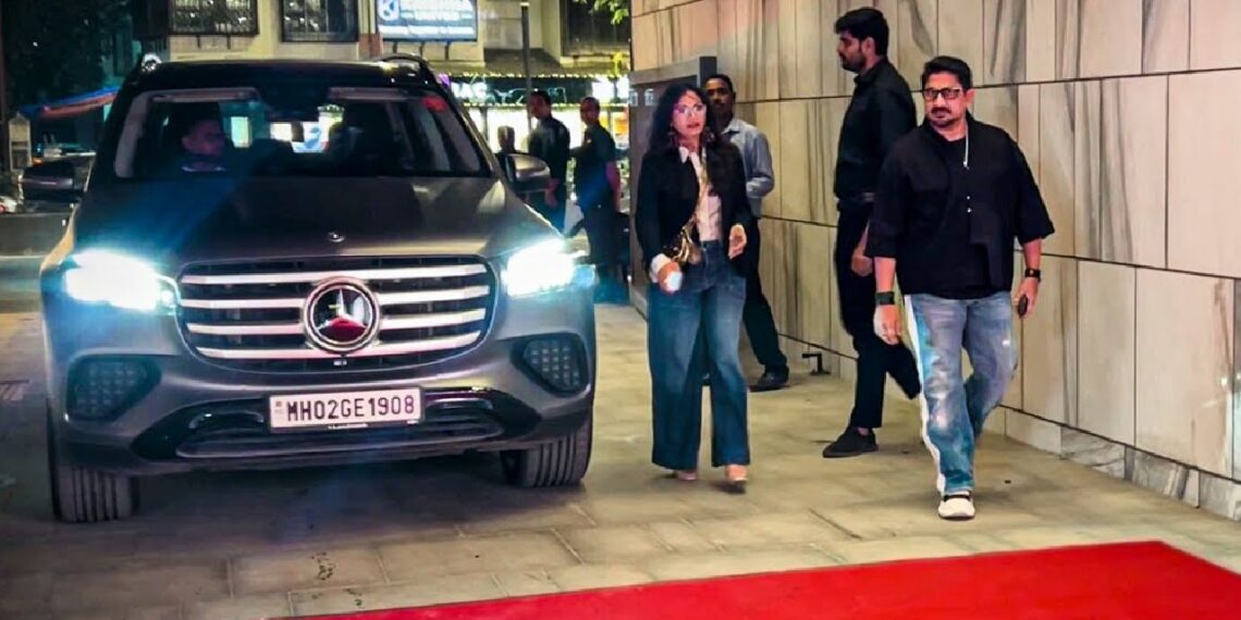 Arshad Warsi Buys New Mercedes Gls 450